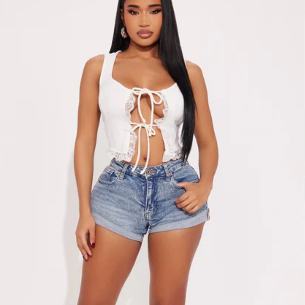 NWOT white lace crop top